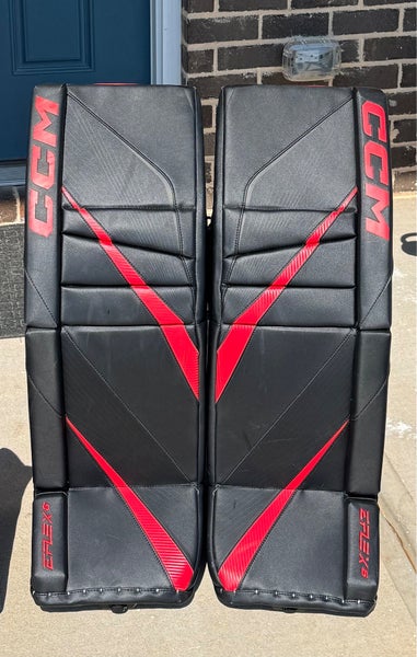 33" CCM EFlex 6 Goalie Leg Pads Pro Stock (Used)