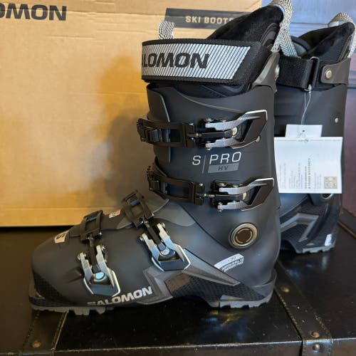 Mondo 27 & 27.5 Women's Salomon S/Pro All Mountain Ski Boots Soft Flex (New)