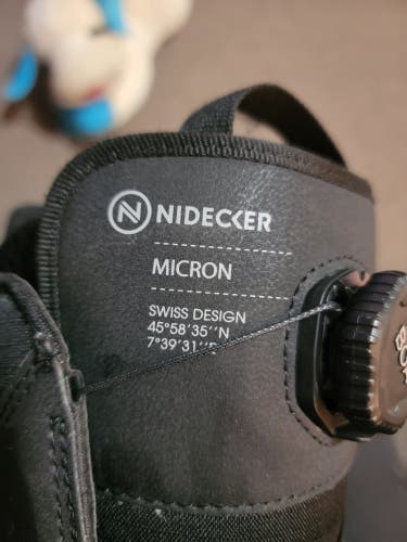 Kid's 2Y (Big Kids / Youth) Nidecker Snowboard Boots Soft Flex (Used)