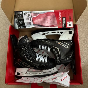 Black CCM JetSpeed FT8 Pro Hockey Skates Regular Width 7 (New)
