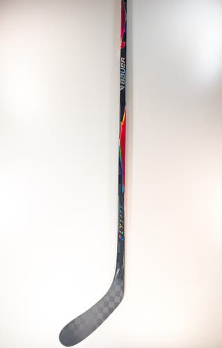 New Senior Red RH Bauer Vapor Flylite, 87 Flex, P28