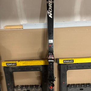 Unisex Nordica Dobermann GS WC 188 cm Skis With Bindings Max Din 16 (Used)