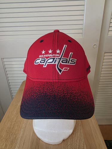 Retro NWOT Washington Capitals Reebok Strapback Hat NHL