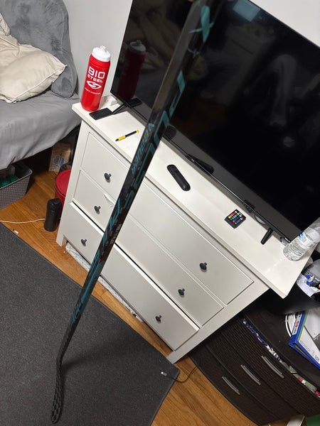 Senior Bauer Pulse Left Hand Hockey Stick P28 77 Flex (Used)