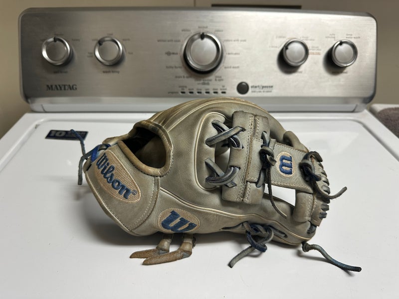 Wilson A2000 1786 11.5" autism (Used)