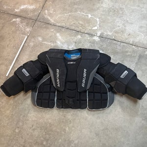 Medium Bauer GSX Goalie Chest Protector (Used)