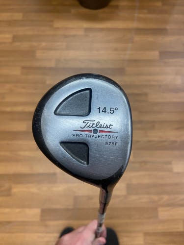 Titleist 975 F RH Driver Regular Flex 14.5 Loft Winn Grip