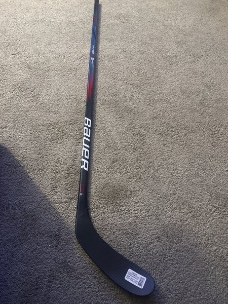 Senior  Bauer Left Hand P28 77 Flex(New) Vapor X5 Pro Hockey Stick