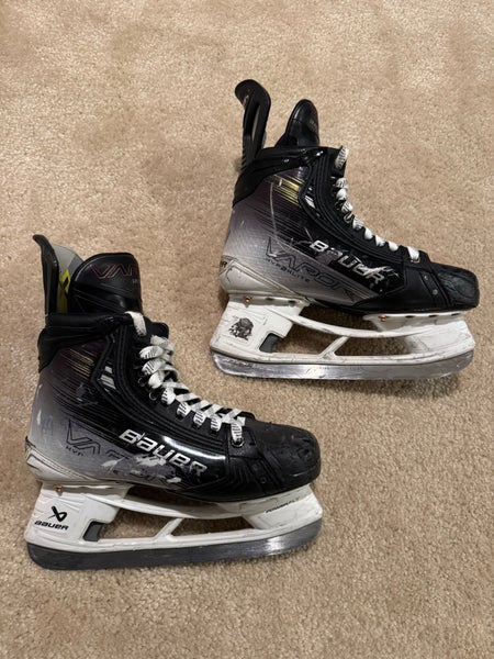 Used Bauer Hyperlite 2 Size 6.5 Fit 2 Hockey Skates