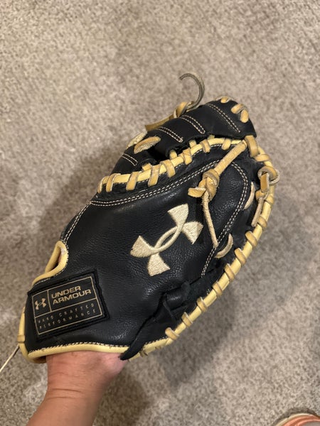 Under Armour RH Catcher's Baseball Glove 31.5" (Used)