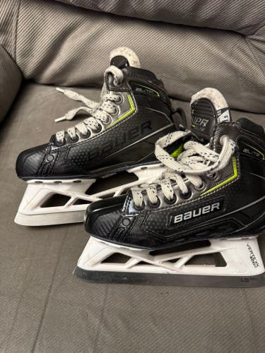 2021 Bauer Elite Hockey Goalie Skates Extra Wide Width Size 1.5 (Used)