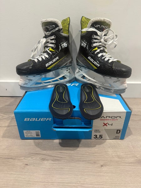 2023 Bauer Vapor X4 Hockey Skates Regular Width Size 3.5 (Used) with new insoles
