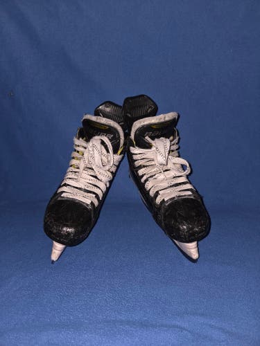 Bauer Supreme 3S Pro Hockey Skates Size 4.5 with upgraded Bauer Fly-TI steel (Used)