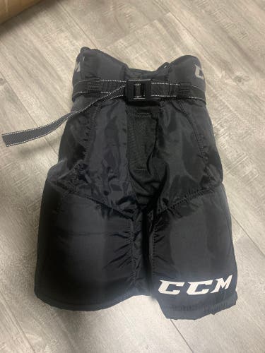 Youth Medium CCM Tacks 9550 Hockey Pants (New),,,,,,,,,,,,,,,