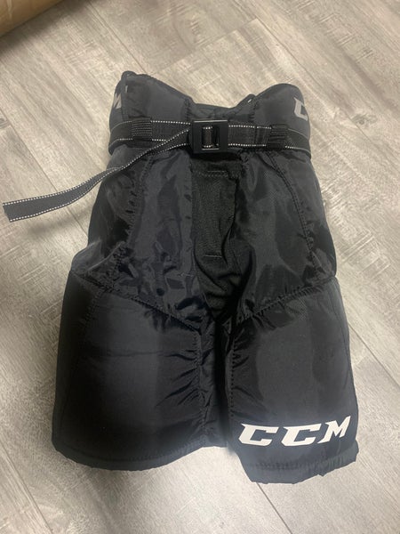 Youth Medium CCM Tacks 9550 Hockey Pants (New),,,,,,,,,,,,,,,