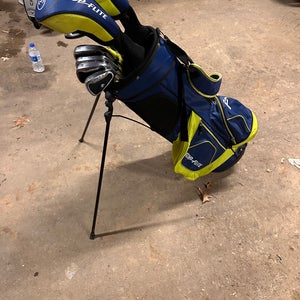 Junior Top Flite Right Handed Clubs (Full Set) 9 Pieces (Used)