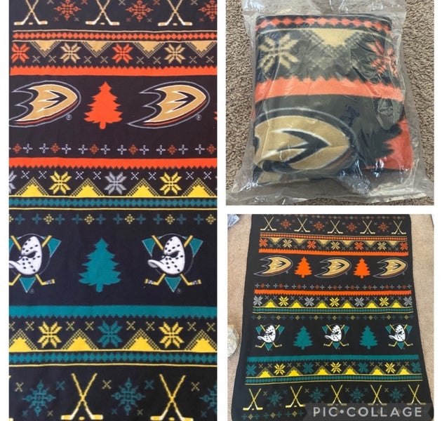 (New) Anaheim Ducks 42x55 Mighty Ducks Christmas Winter Throw Blanket UNOPENED