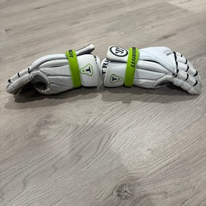 Warrior Evo Pro Lacrosse Gloves Medium (Used)