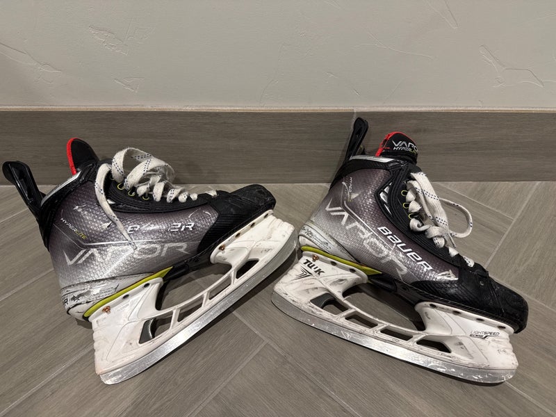 Bauer Vapor Hyperlite (Pro Stock)