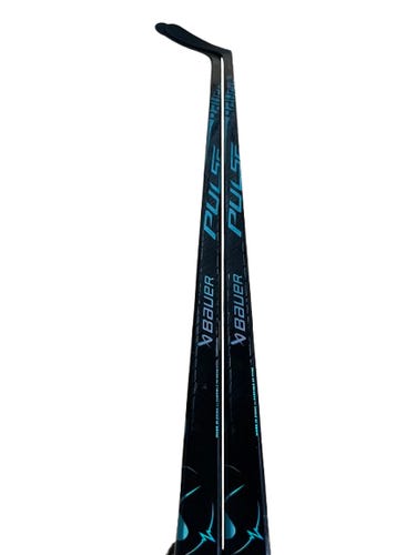 2 PACK NEW Senior P28 77 Flex Bauer Pulse Left Hand Hockey Stick