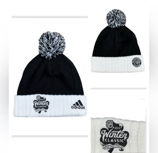 Chicago Blackhawks 2019 Winter Classic Adidas White & Black Beanie NHL