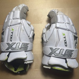 STX Cell V Lacrosse Gloves Medium (Used)