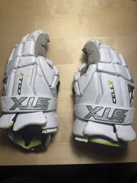 STX Cell V Lacrosse Gloves Medium (Used)