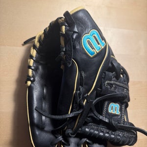 2022 Wilson A1000 RH Outfield Baseball Glove 11.5" (New)