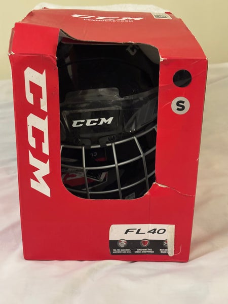 New w/Box  CCM FL 40S Ice Hockey Helmet Facemask Combo Size S