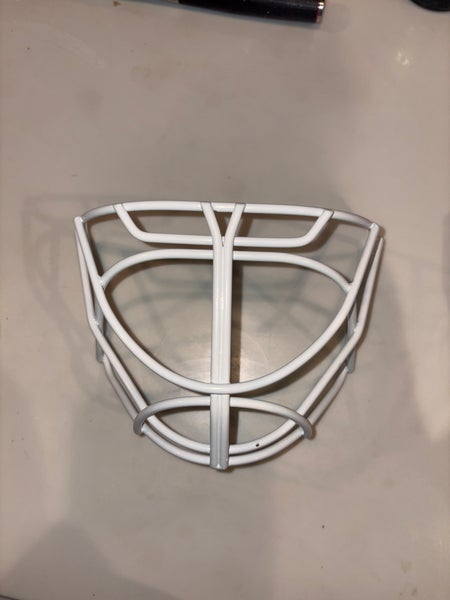 BLEMISHED Senior Bauer Goalie Cage Pro Stock
