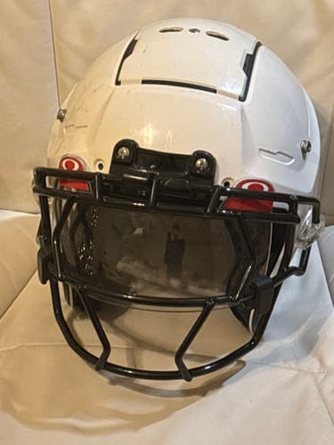 Adult Large Schutt F7 Helmet (Used)