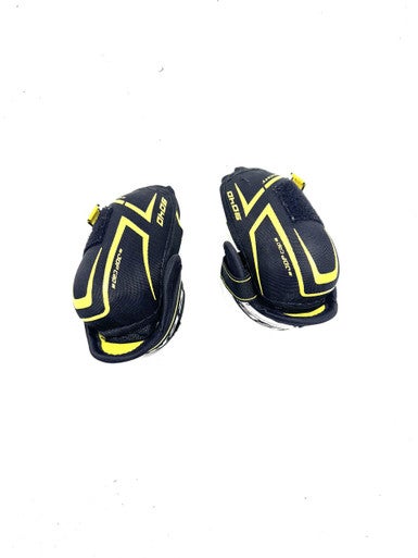 Used CCM 9040 Junior Elbow Pads MD 11860-S000301601