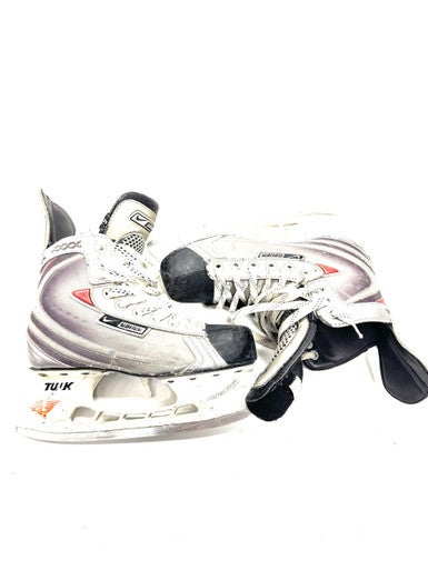 Used Bauer XXXX Intermediate Hockey Skate Intermediate 5.5 11860-S000301596