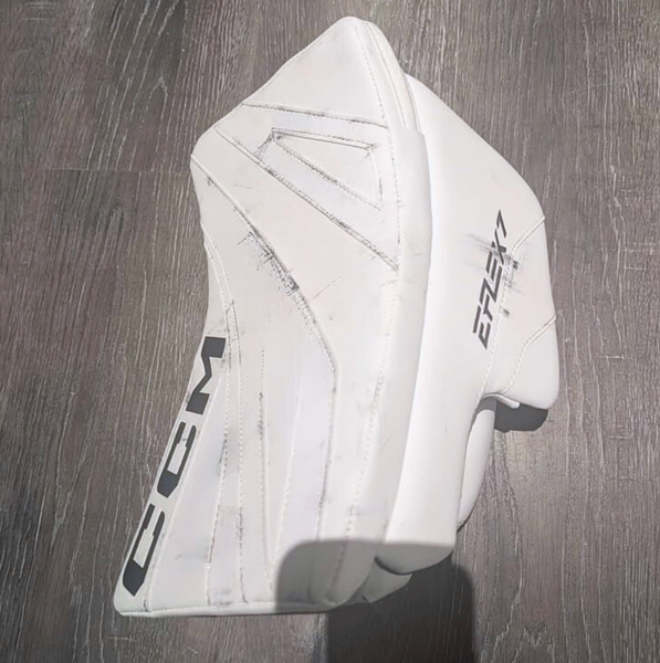2025 CCM EFlex 7 Blocker (New)