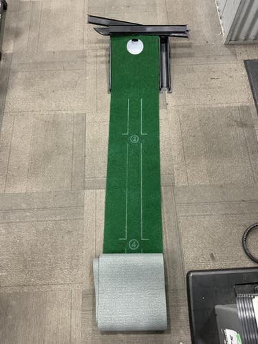 Used PUTTING GREEN Golf Accessory 11614-S000226133