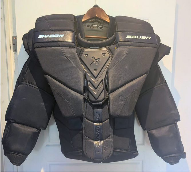 Medium 2025 Bauer Shadow Goalie Chest Protector Pro Stock (New)