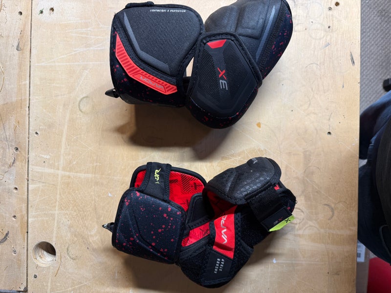 Senior Medium Bauer Vapor 3X Elbow Pads (Used)