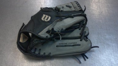 Used Wilson A360 BB/SB Glove RH Throw Grey 12" 11339-S000196741