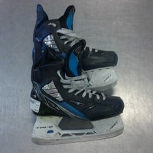 Used True TR1 Senior Hockey Skate Senior 5 11339-S000196783