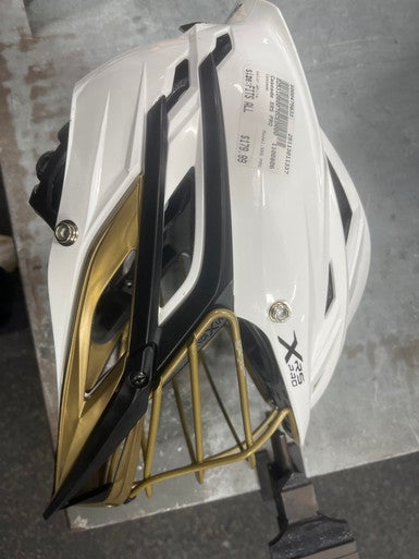 Used Cascade XRS PRO Lacrosse Helmet White Fits all 11337-S000475633
