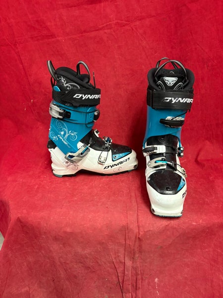 Alpine Touring Ski Boots: Mondo 23 & 23.5 Alpine Touring Ski Boots (Used)