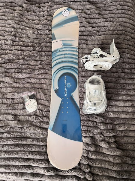 MEN'S WESTIGE "ABSTRACT" SNOWBOARD 150CM +ALTITUDE BINDINGS L/XL 9-13 BLACK/BLUE