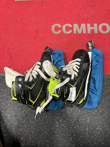 Used Bauer GSX Intermediate Hockey Skate Intermediate 3.5 11337-S000464184