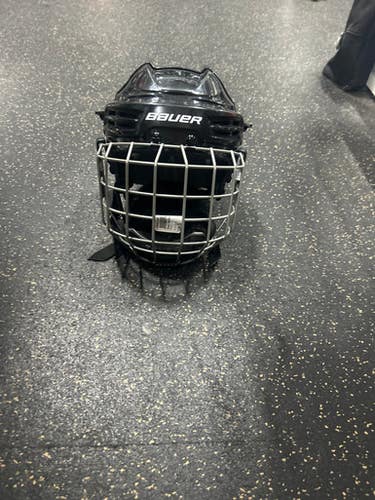 Used Bauer Hockey Helmet Only Black One Size 11337-S000467130