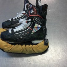 Used True HZDUS 9X Intermediate Hockey Skate Intermediate 4.0 11339-S000195927