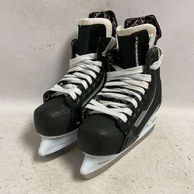 Used WinnWell AMP 300 Junior Hockey Skate Junior 04 11855-S000195289