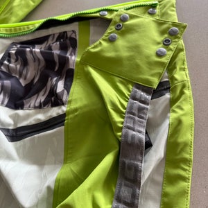 Green Unisex Youth Large Jacket (Used)