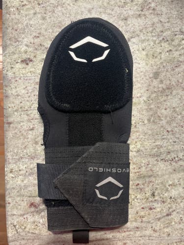 Black Junior EvoShield Sliding Mitt (Used)