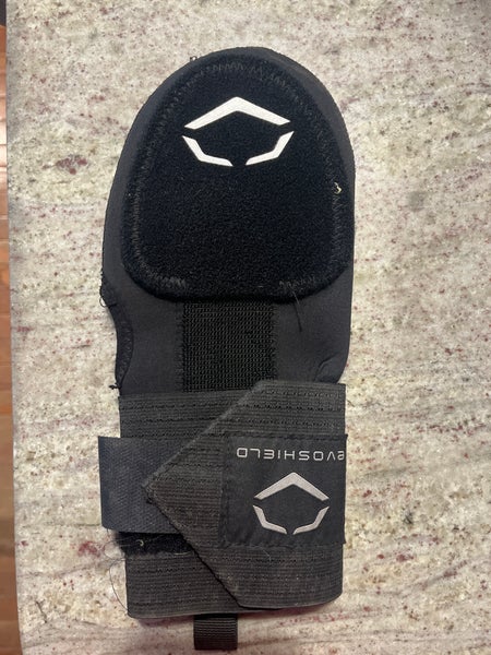 Black Junior EvoShield Sliding Mitt (Used)