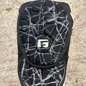 Black Junior Elbow Protection (Used)